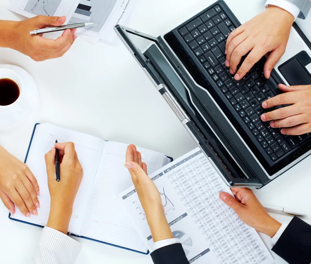 DSS-services-01 Services that DSS offers are dedicated to improving and starting a business.